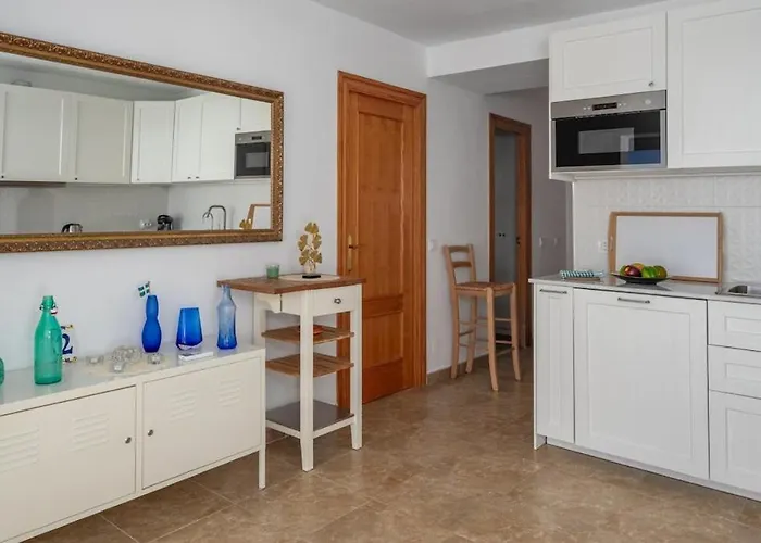 Coastal Calm, 2br With Seaview