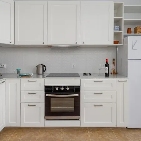 Coastal Calm, 2br With Seaview Apartament *