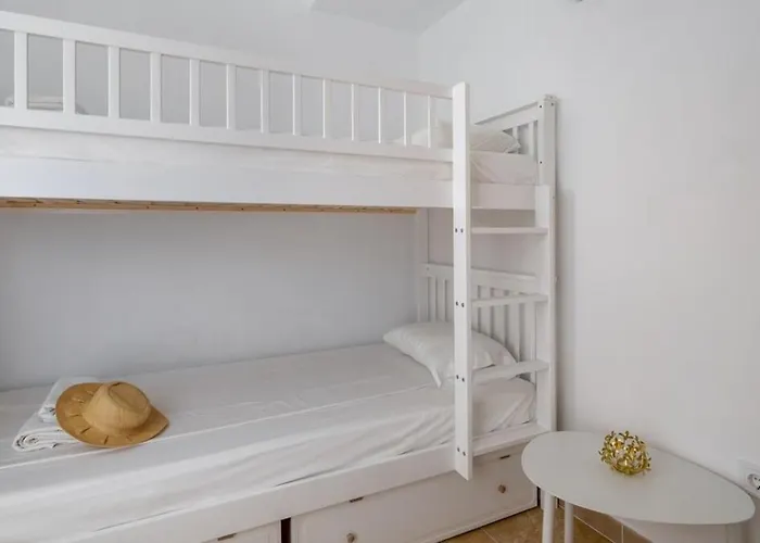 Coastal Calm, 2br With Seaview Appartement